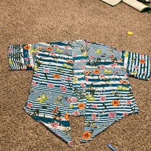 Gorgeous Floral Kimono size medium